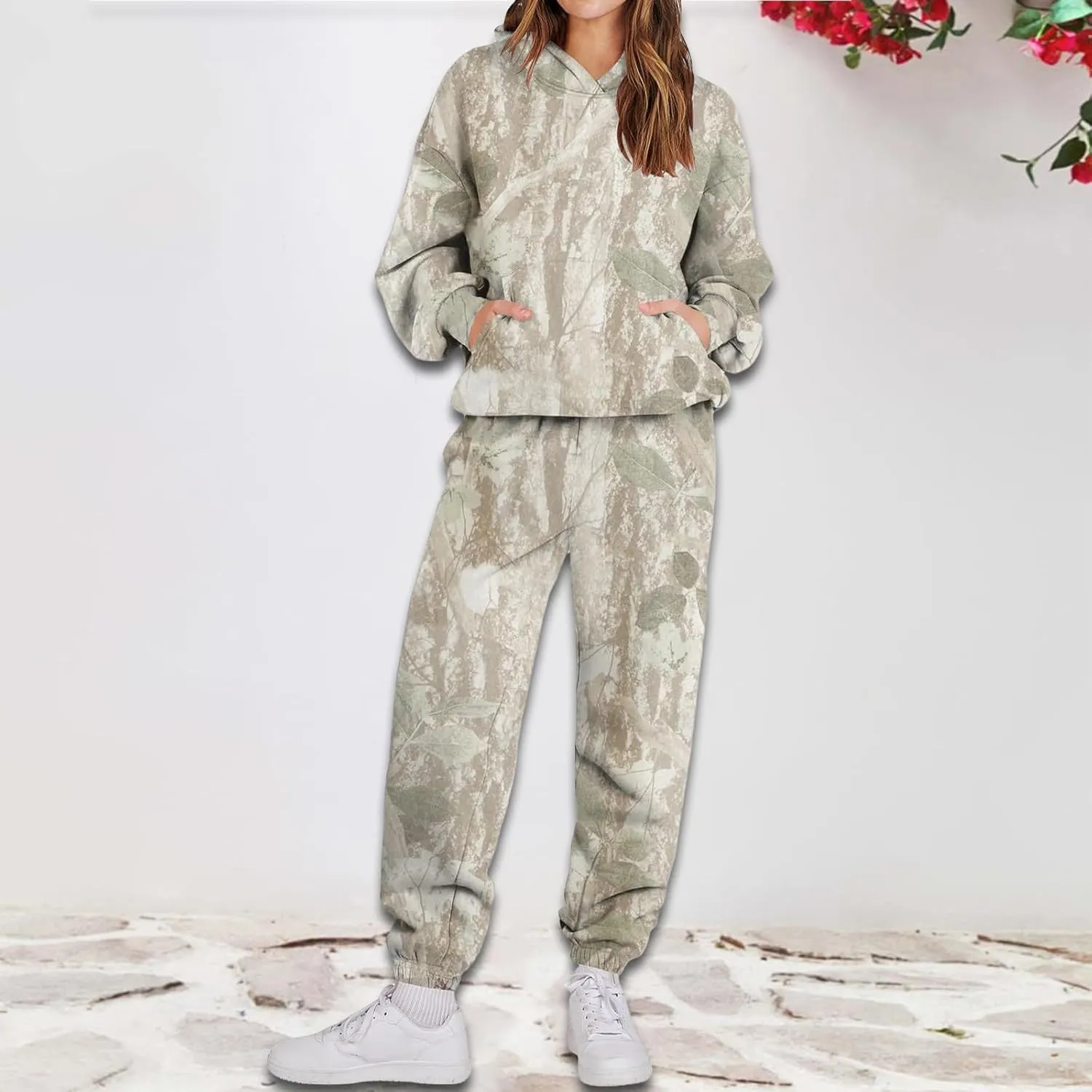 Camo Sweatsuits for Women Set 2 Piece Camo Hoodies Maple Leaf Print Hoodie Oversized Sweatshirt Sweatpants Outfits