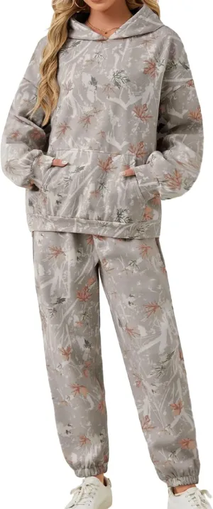 Camo Sweatsuits for Women Set 2 Piece,Womens Camo Hoodie Maple Leaf Print Oversized Sweaters Sweatshirt Sweatpants