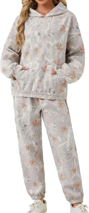 Camo Sweatsuits for Women Set 2 Piece,Womens Camo Hoodie Maple Leaf Print Oversized Sweaters Sweatshirt Sweatpants