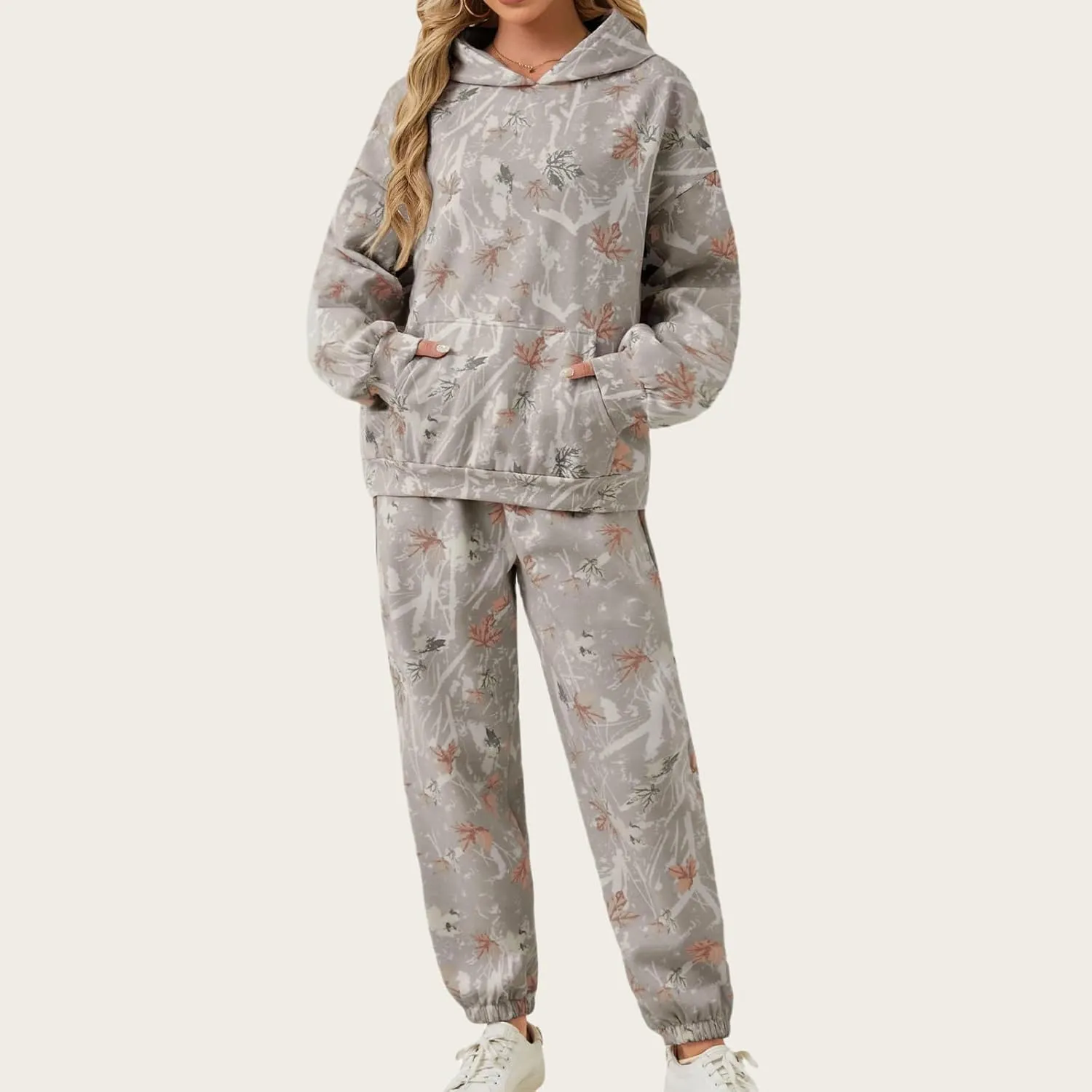 Camo Sweatsuits for Women Set 2 Piece,Womens Camo Hoodie Maple Leaf Print Oversized Sweaters Sweatshirt Sweatpants