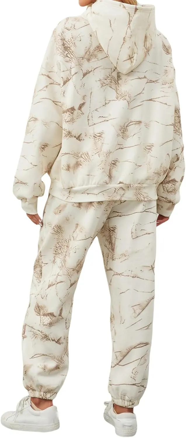 Camo Sweatsuits for Women Set 2 Piece,Womens Camo Hoodie Maple Leaf Print Oversized Sweaters Sweatshirt Sweatpants