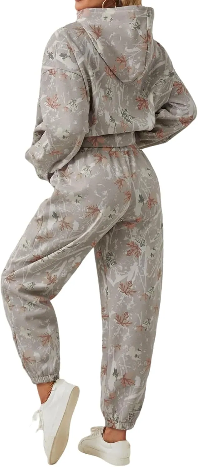 Camo Sweatsuits for Women Set 2 Piece,Womens Camo Hoodie Maple Leaf Print Oversized Sweaters Sweatshirt Sweatpants