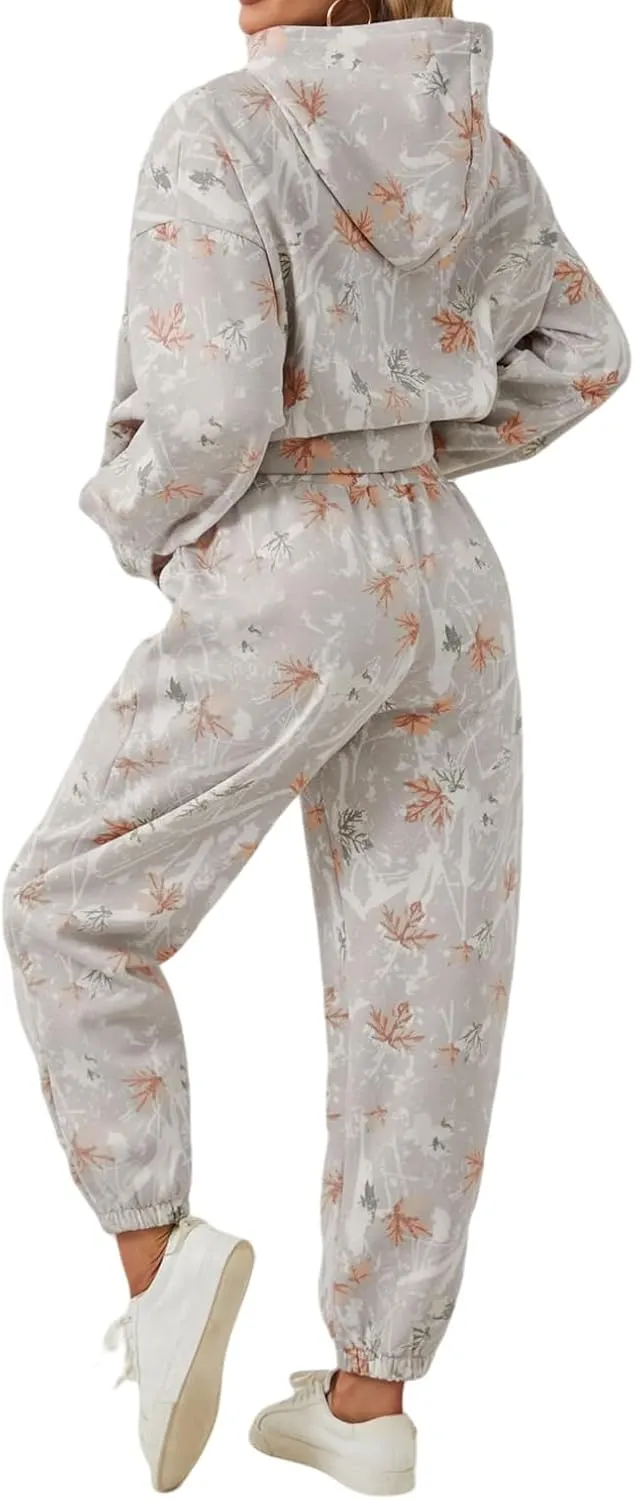 Camo Sweatsuits for Women Set 2 Piece,Womens Camo Hoodie Maple Leaf Print Oversized Sweaters Sweatshirt Sweatpants