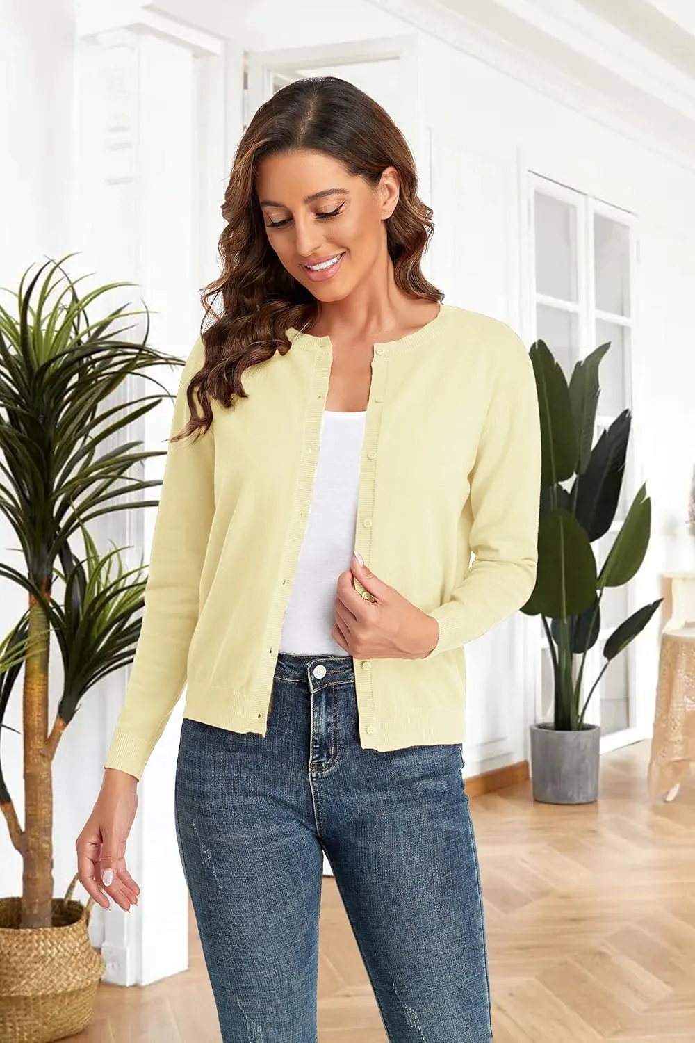 CUNYI Women's Crew Neck Cardigan Long Sleeve Sweater for Women Button Down Soft Knit Ladies Cardigan Sweates Coat