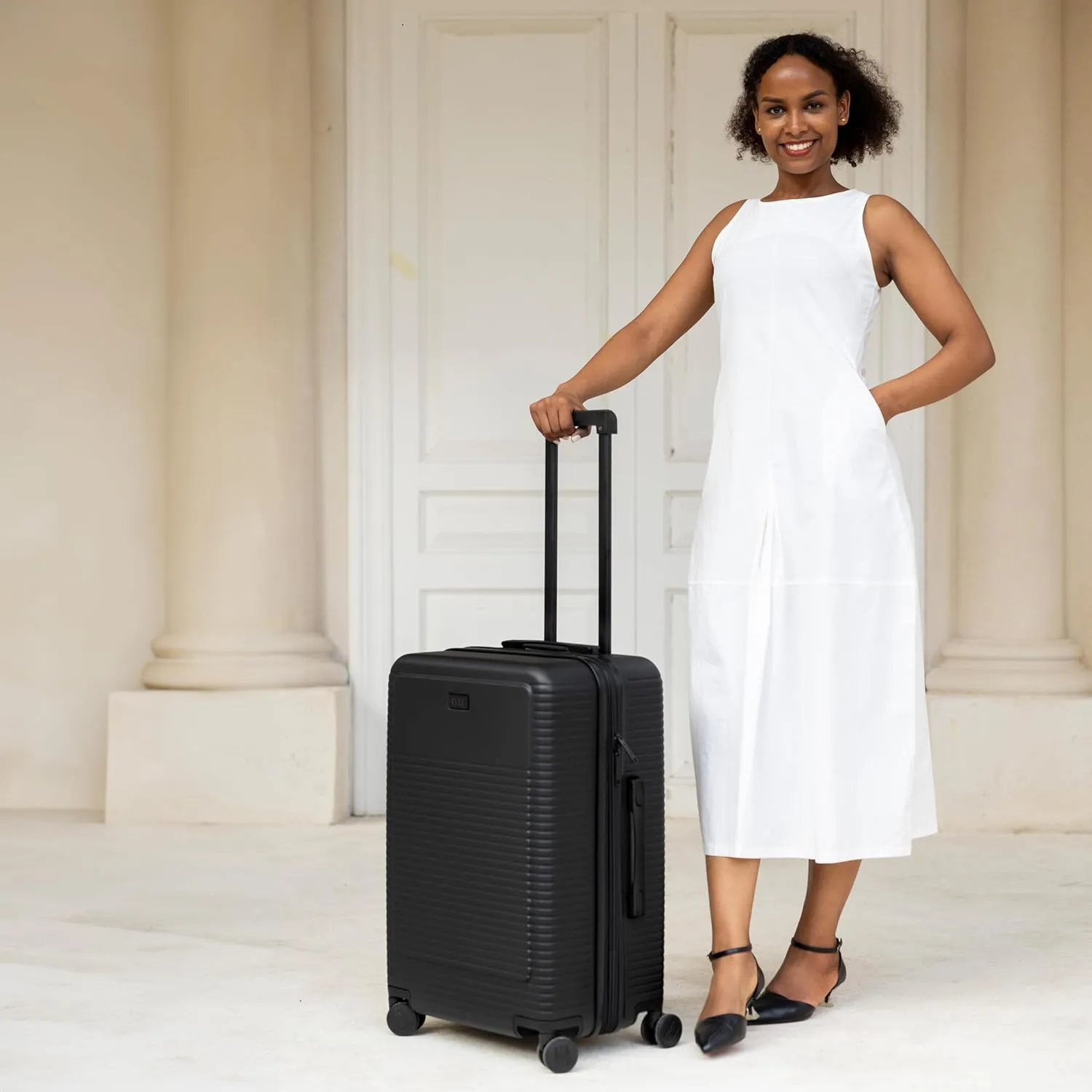 Elle Passage 3 Piece Expandable Retro Spinner Luggage Set (Black, 3-Piece Set)