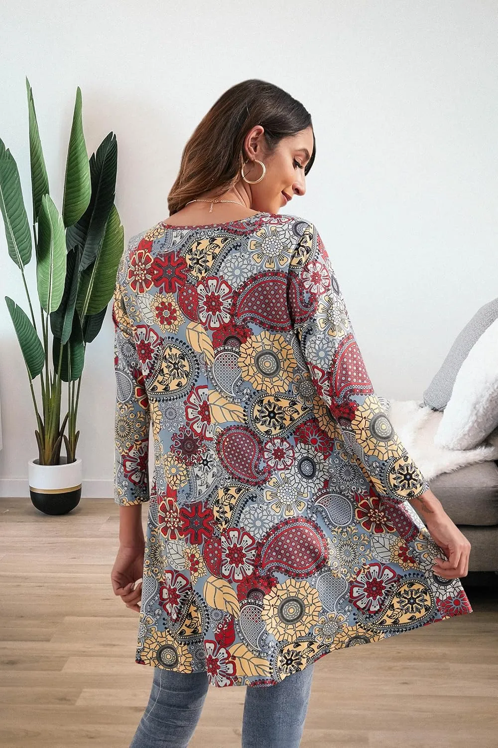 ENMAIN Women's Tops 3/4 Sleeve Dressy Casual Plus Size Tunic Tops to Wear with Leggings Swing Flare T-Shirt Loose Fit Blouses