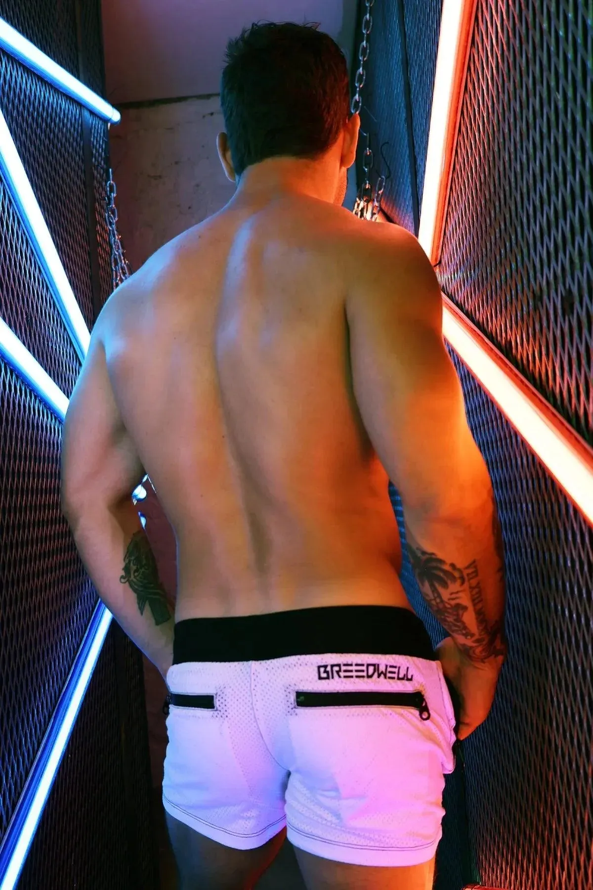 HOOK UP SHORTS WHITE