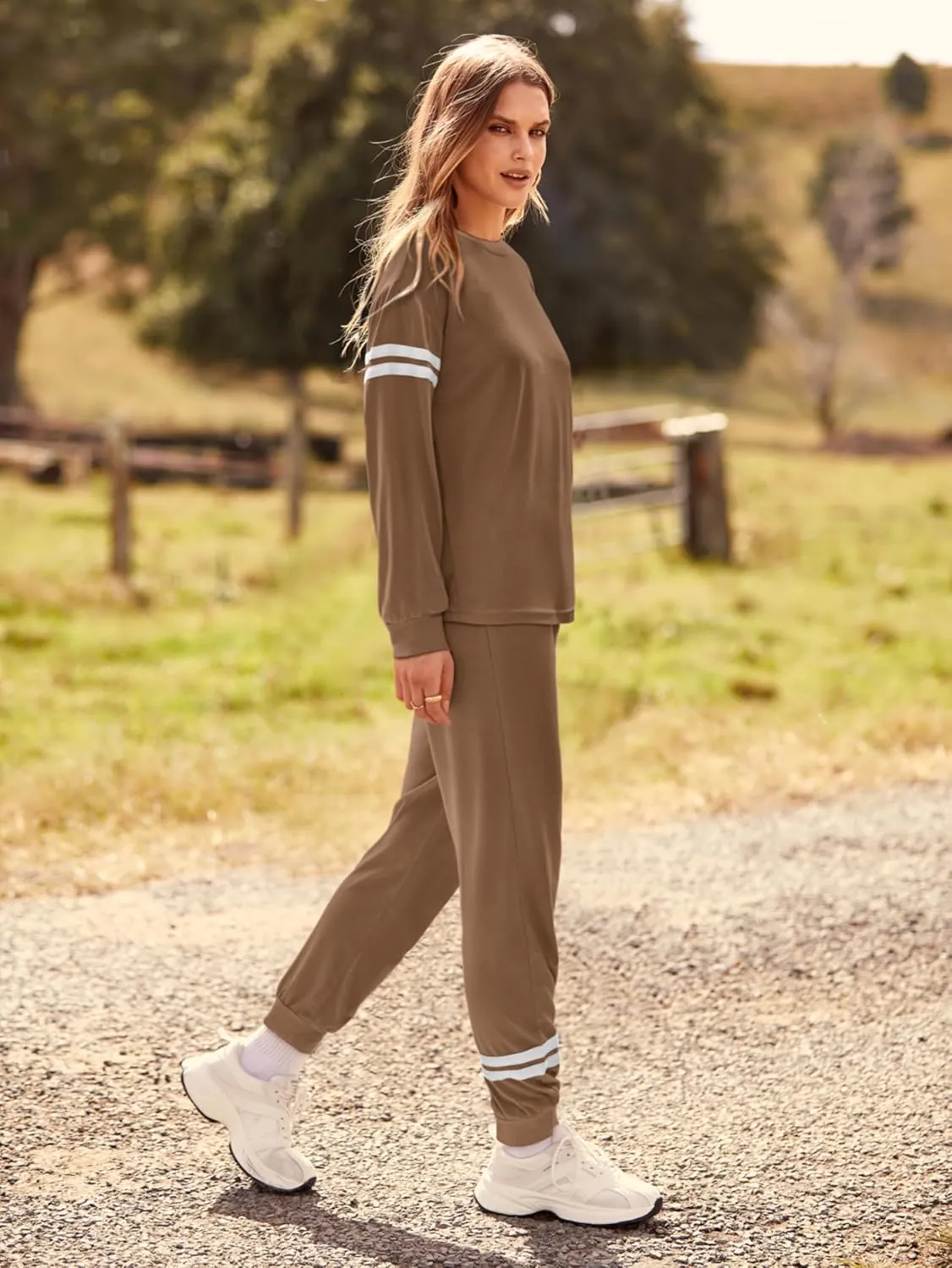 MASCOMODA 2025 Lounge Sets for Women Fall 2 Piece Outfits Tracksuit Jogger Set Long Sleeve Tops and Long Pants with Pockets