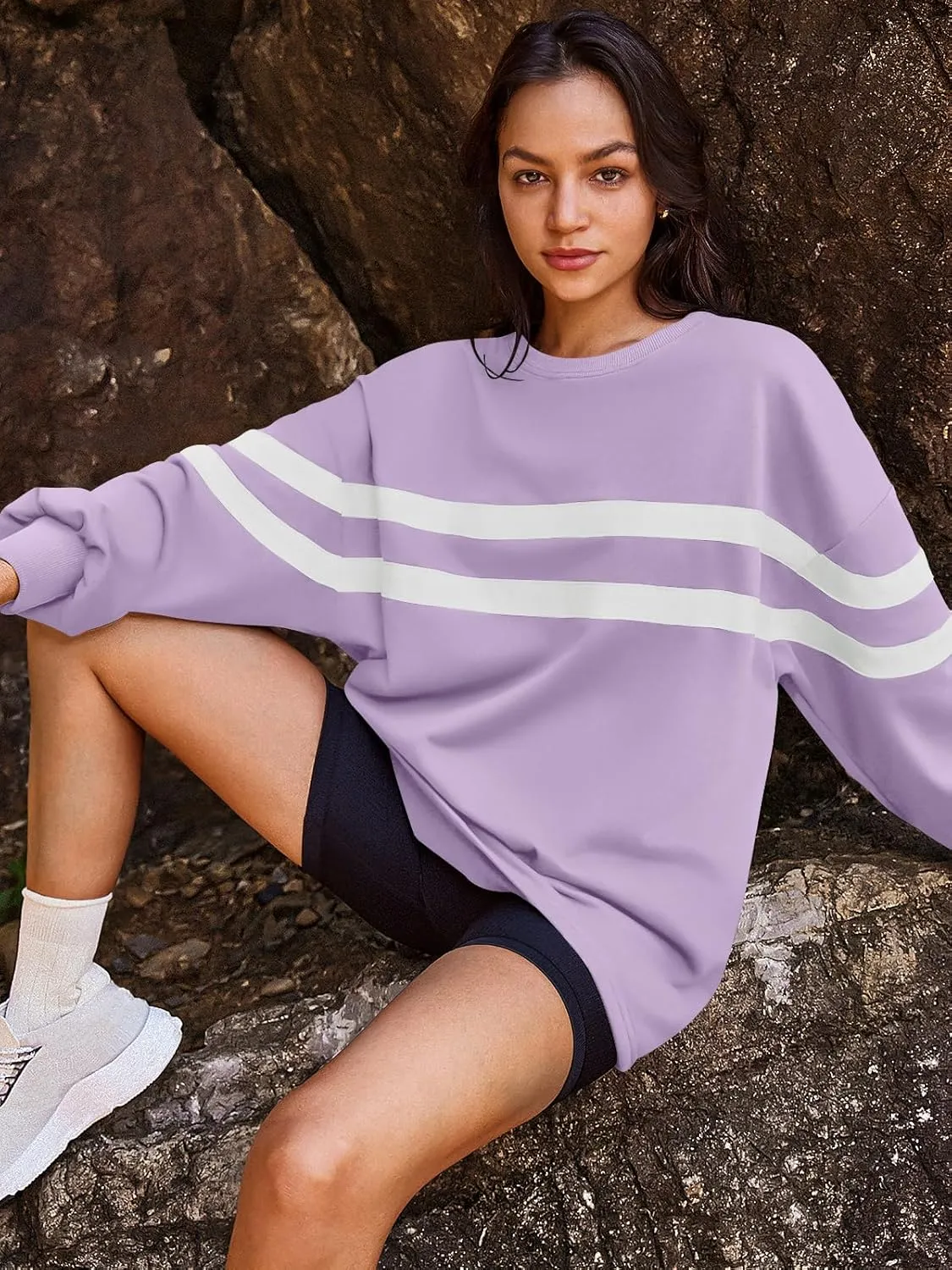 Panadila Womens Oversized Crewneck Sweatshirt Striped Pullover Long Sleeve Tunic Tops to Wear with Leggings