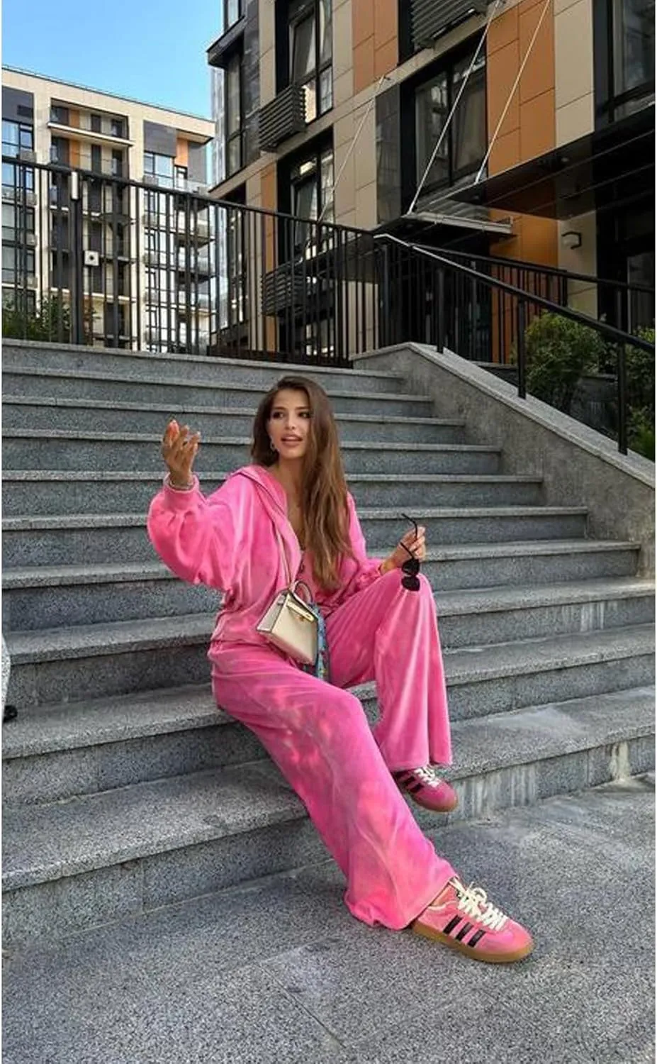 Perbai Womens Velour Tracksuit 2 Piece Sweatsuit Oversized Full Zip Hoodie Wide Leg Pants Sets