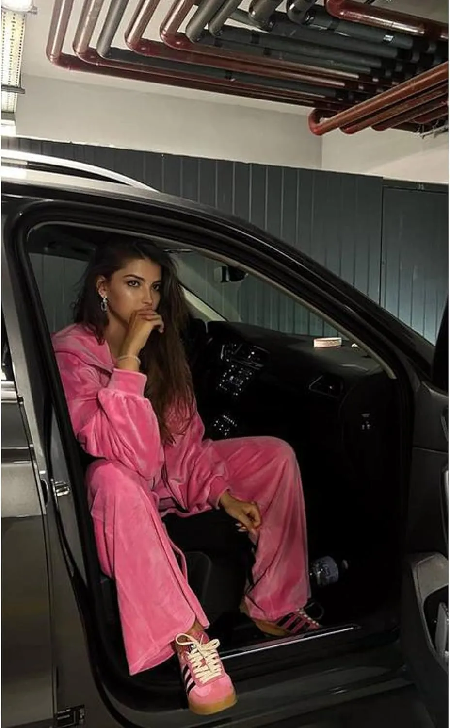 Perbai Womens Velour Tracksuit 2 Piece Sweatsuit Oversized Full Zip Hoodie Wide Leg Pants Sets