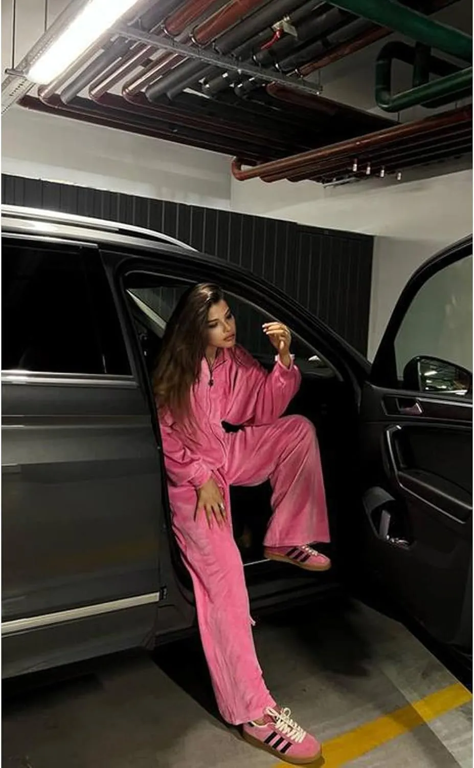 Perbai Womens Velour Tracksuit 2 Piece Sweatsuit Oversized Full Zip Hoodie Wide Leg Pants Sets