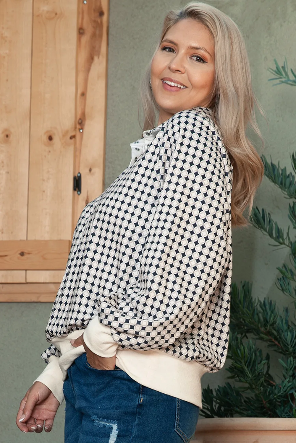 Plus Size Two Tone Pullover Sweatshirt