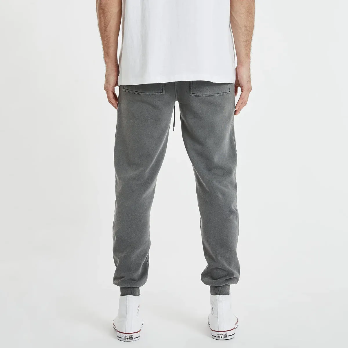 Saxon Trackpant Pigment Charcoal
