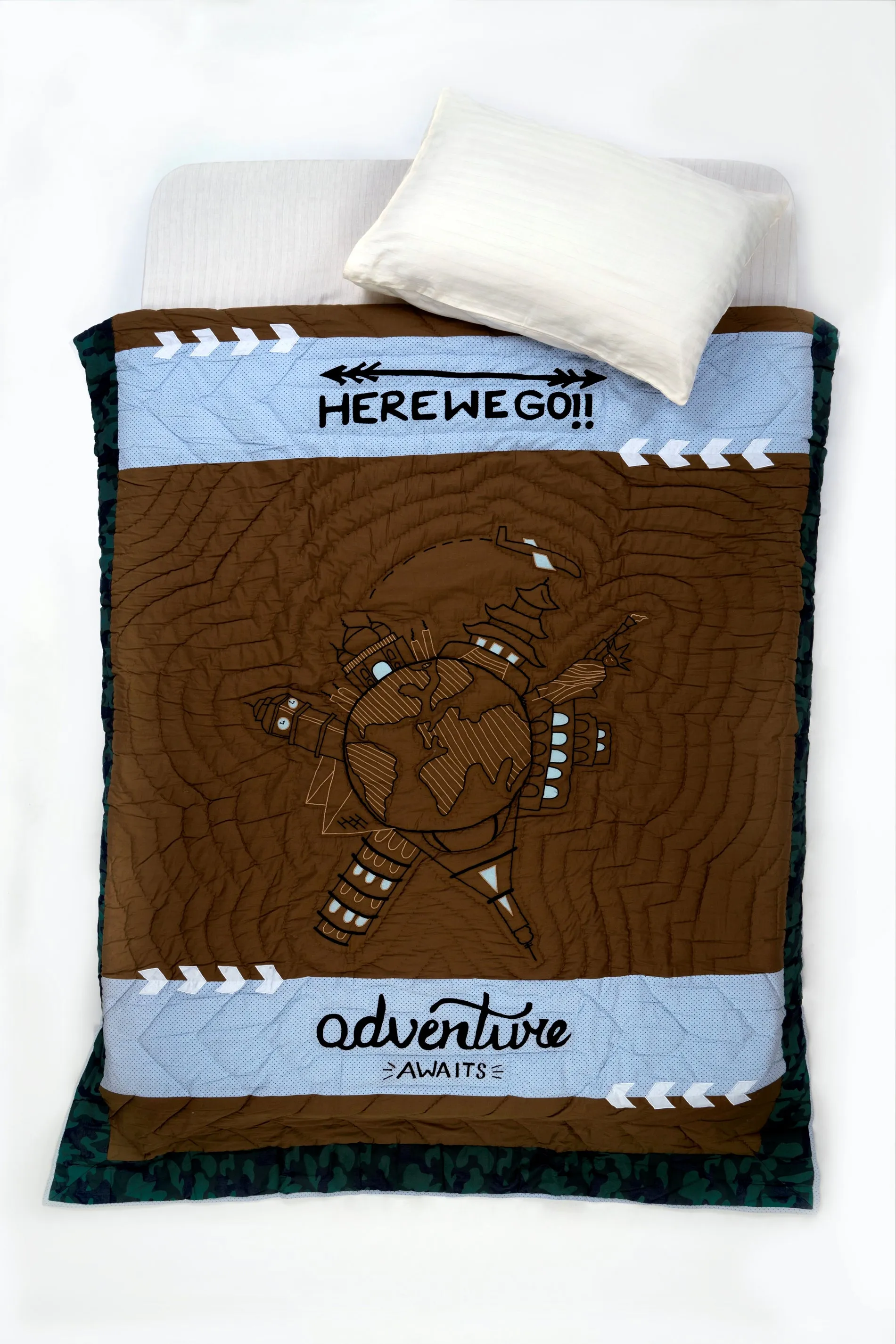 Wanderlust-Adventure Awaits Quilt Single