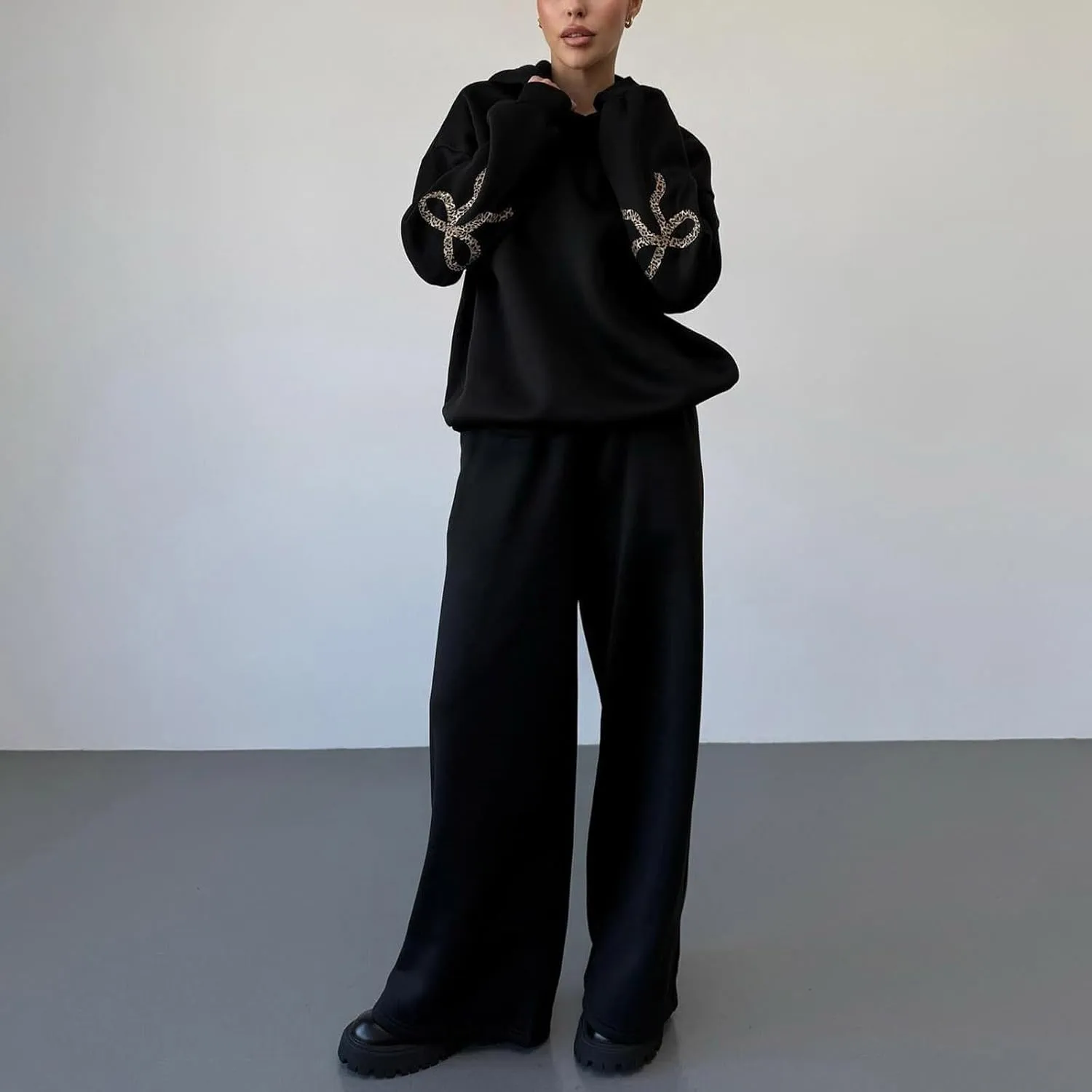 Women Y2k Bow Tracksuit 2Pcs Casual Sweatsuit Teen Girls Long Sleeve Graphic Pullover Oversized Hoodied Top Pants