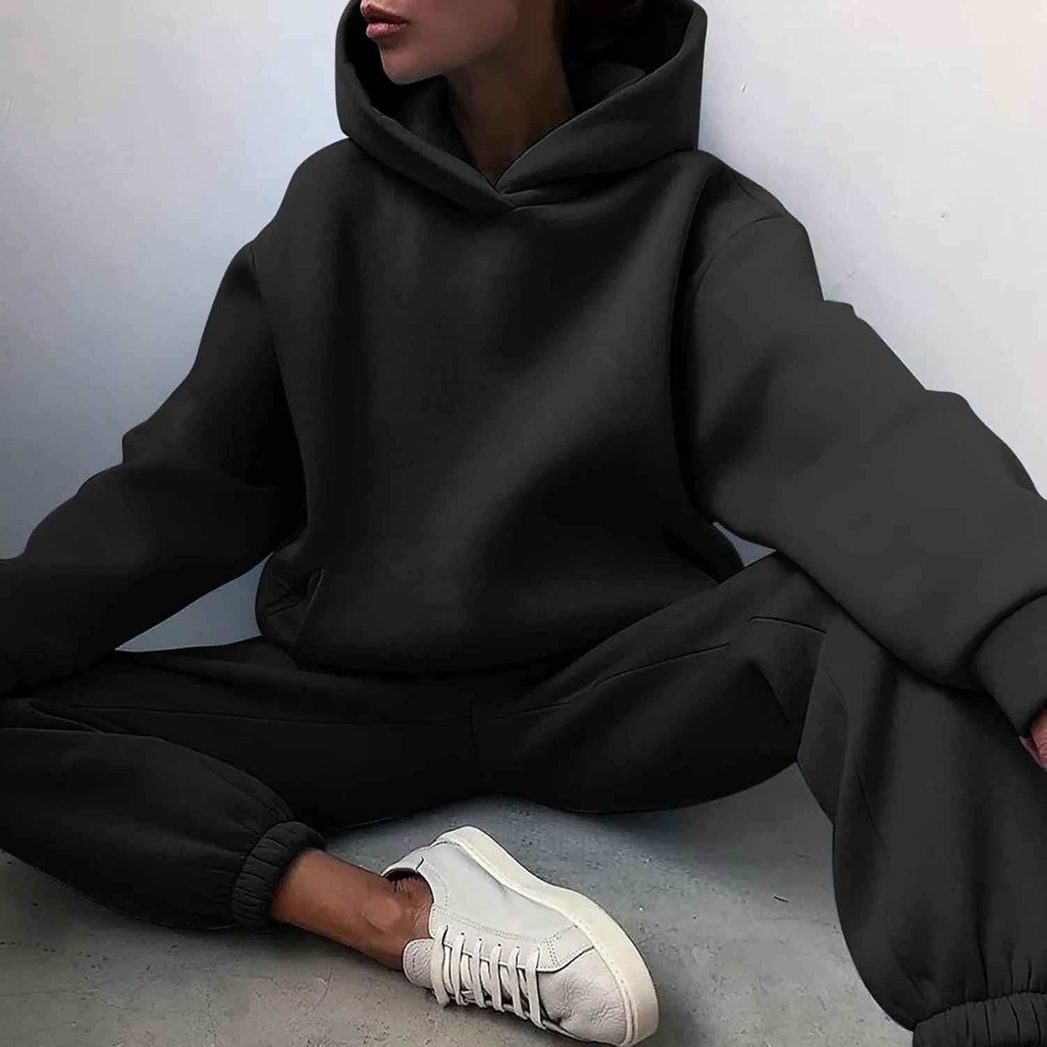 Workout Sets for Women Plus Size Sweatsuits Two Piece Sweatpants Sets and Hooded Pullover Long Sleeve Sweatshirts