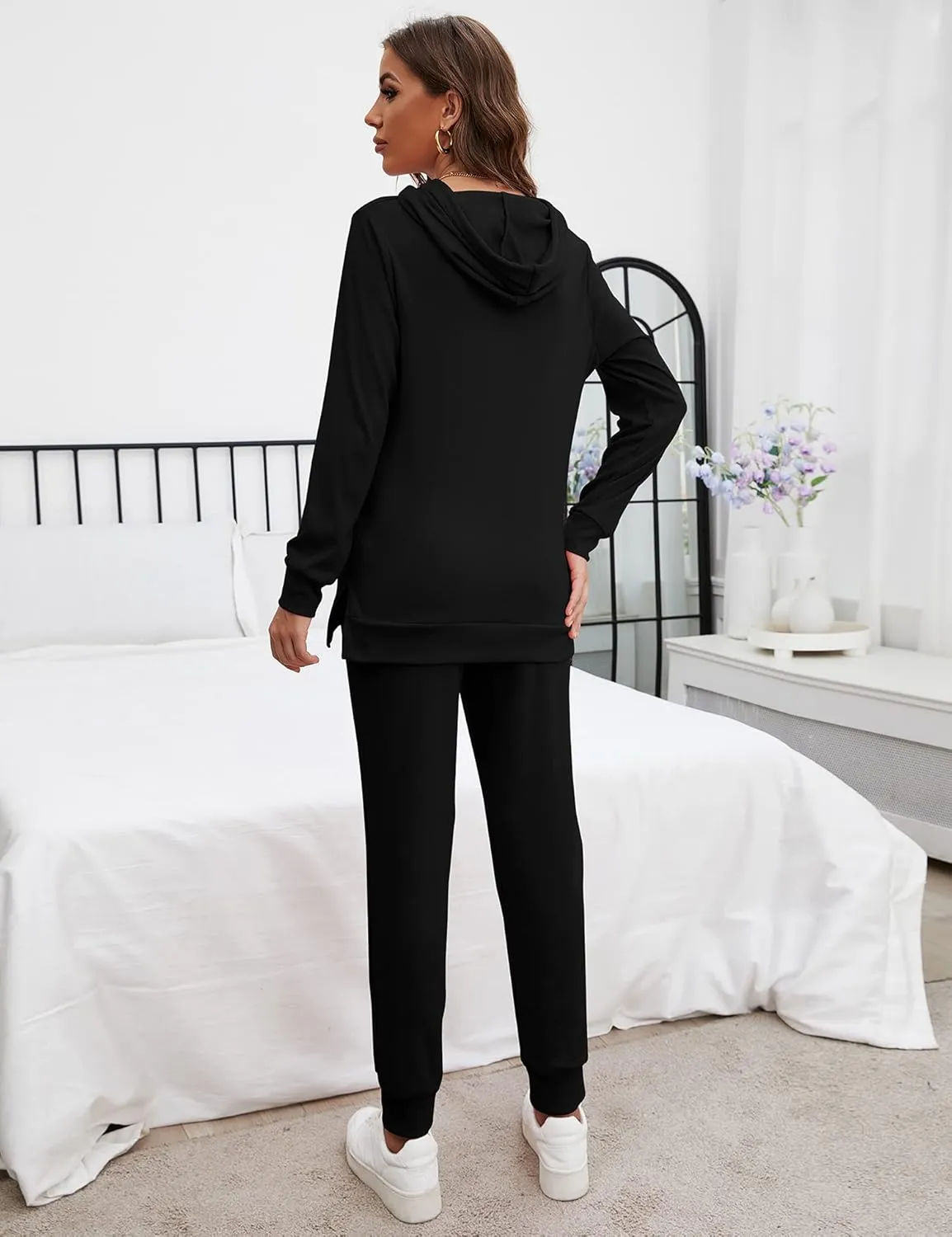 ZHENWEI Sweatsuits for Women Set Jogger Set Hoodie Two Piece Lounge Suit Long Sleeve Athletic Outfits Kangaroo Pockets