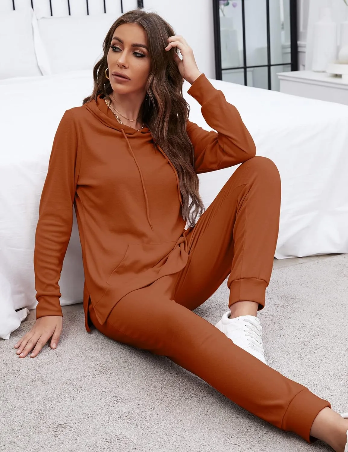 ZHENWEI Sweatsuits for Women Set Jogger Set Hoodie Two Piece Lounge Suit Long Sleeve Athletic Outfits Kangaroo Pockets