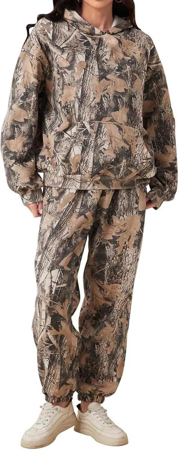 ZWRXW Camo Sweatsuits Women 2 Piece Outfit Lounge Set Maple Leaf Print Oversized Hoodie Camo Sweatpants Set Casual Tracksuit