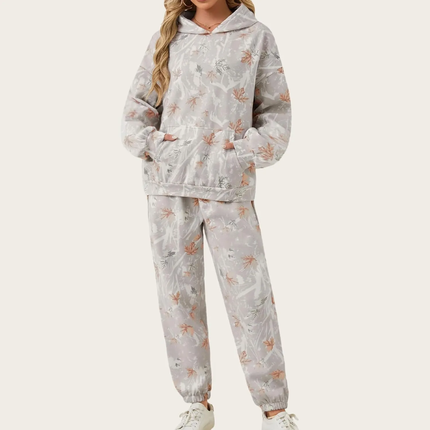 ZWRXW Camo Sweatsuits Women 2 Piece Outfit Lounge Set Maple Leaf Print Oversized Hoodie Camo Sweatpants Set Casual Tracksuit